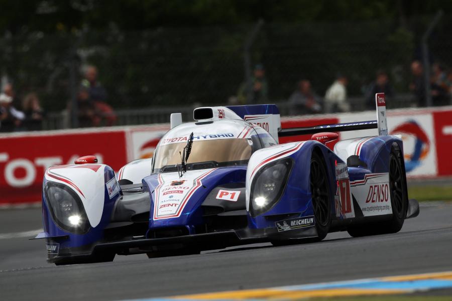 Toyota TS030 Hybrid 2012 года  (фото 1 из 39)